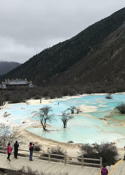 Huanglong Colorful Pond